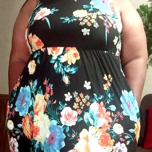 Sleeveless Floral Maxi Dress - Picture 6 of 6